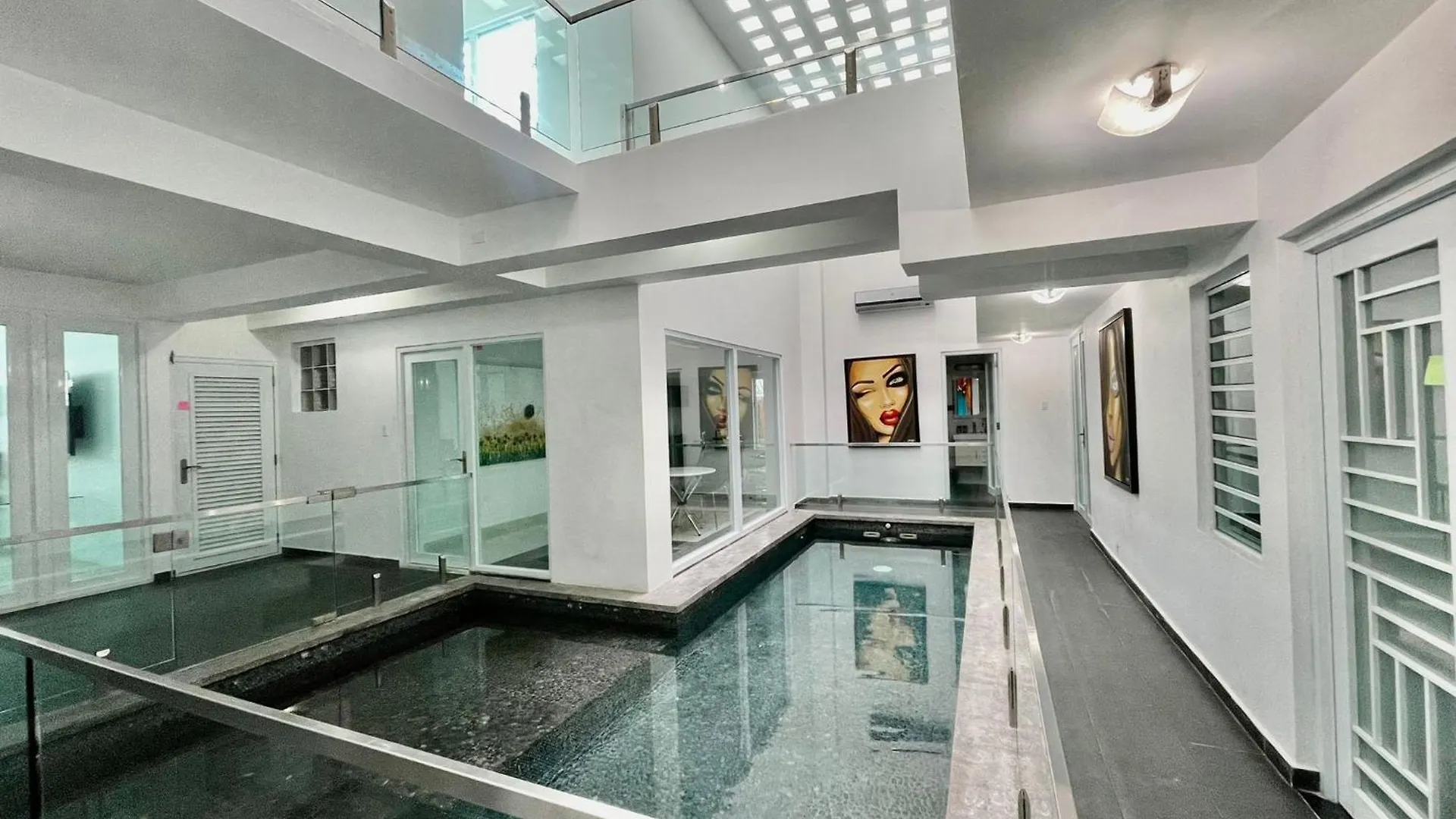 Casa De Verde Suites At Ocean Park San Juan Apartment